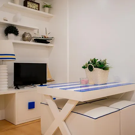 住宿加早餐酒店 By The Sea - 纳扎雷