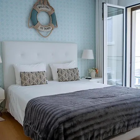 By The Sea - 住宿加早餐酒店 纳扎雷