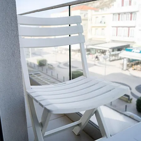 Bed & Breakfast By The Sea - 3*