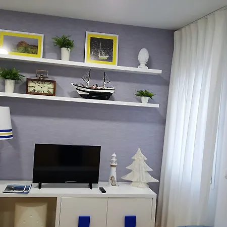 B&B By The Sea - 3*