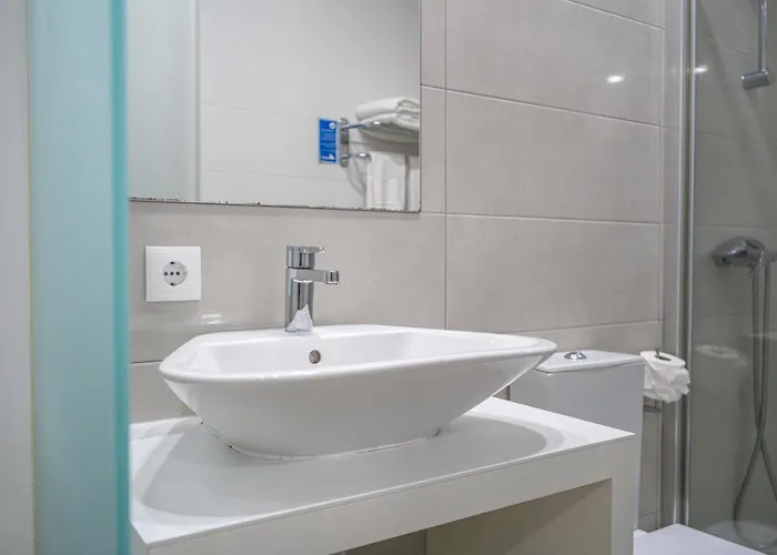 By The Sea - فندق مبيت وإفطار نازاريه