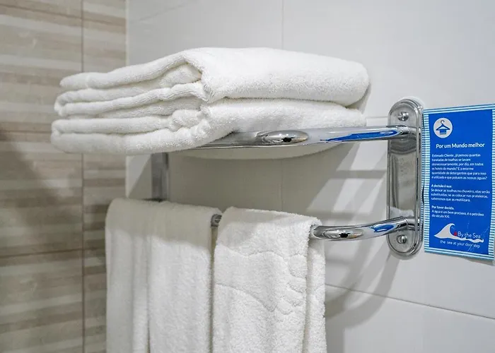 By The Sea - 3* نازاريه