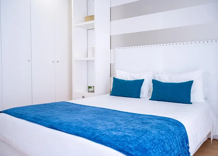 By The Sea - نازاريه